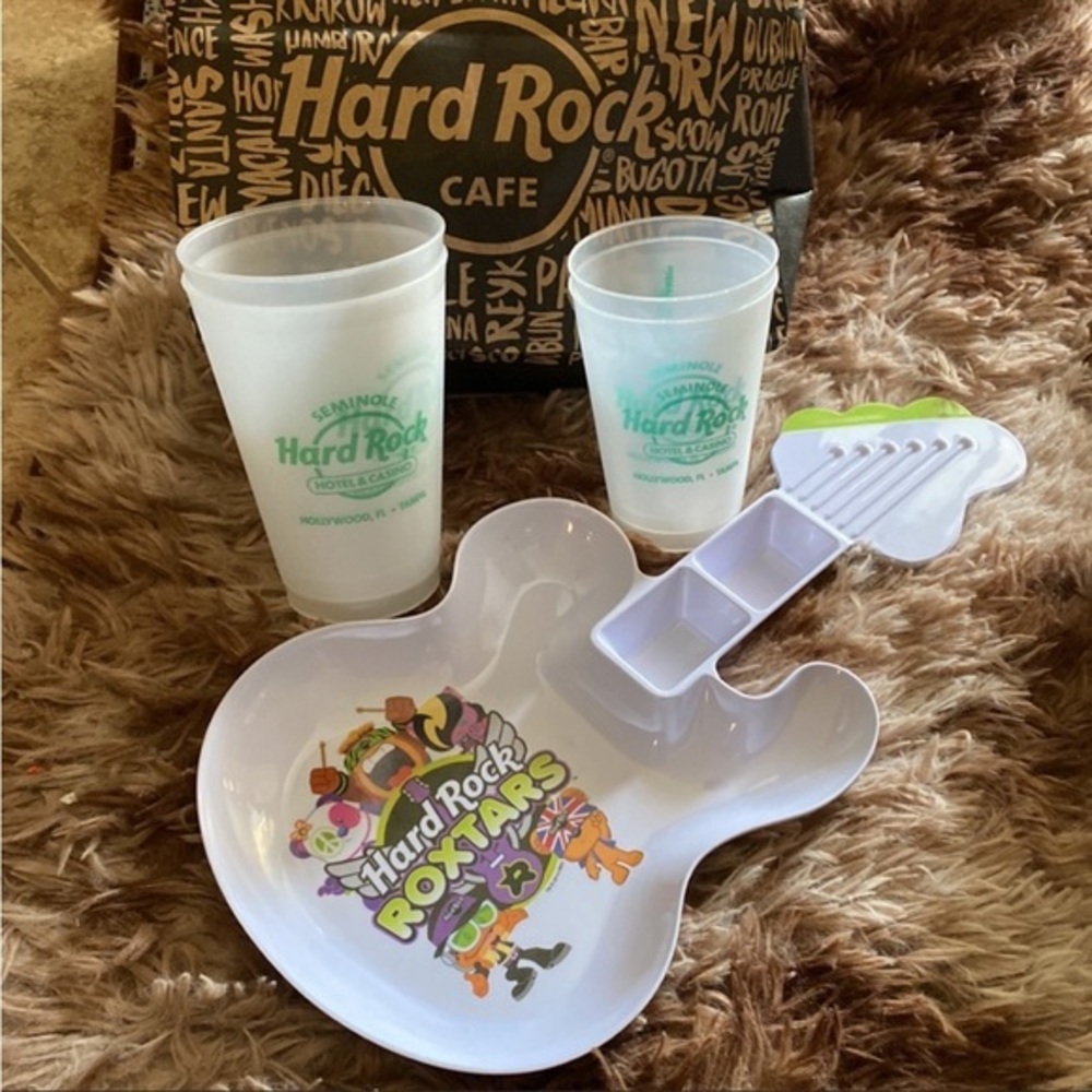Hard Rock Roxtars Guitar Plate + 4 Seminole Hard Rock Casino Cups 2014